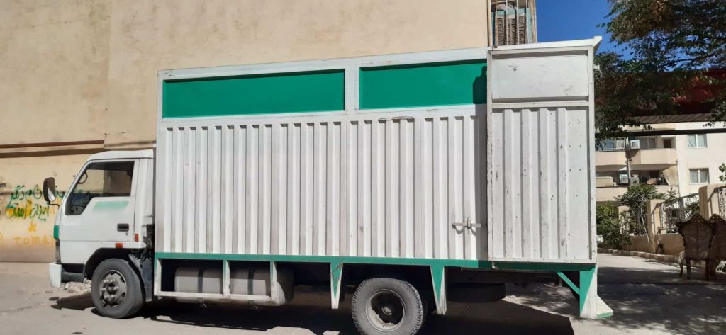 کامیون مسقف مخصوص حمل بار و اثاثیه در اسلامشهر